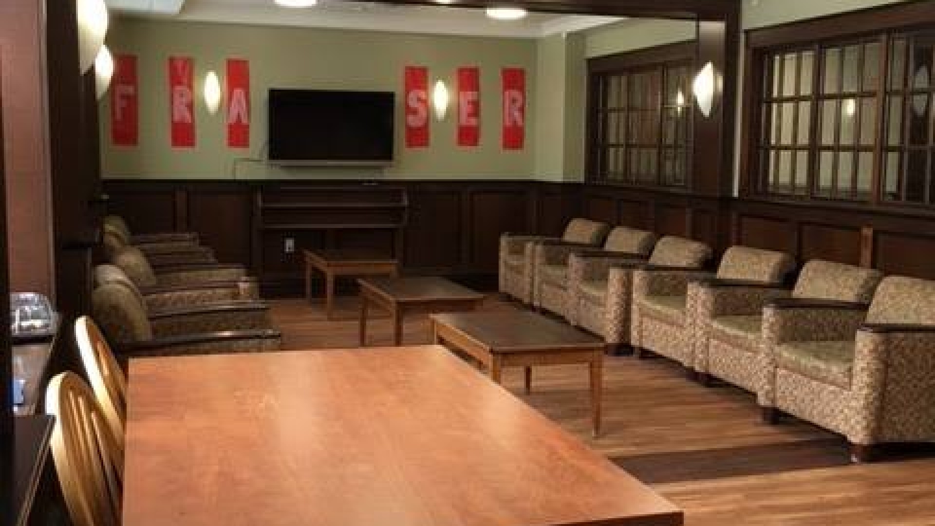 Lounge area with tables and chairs 