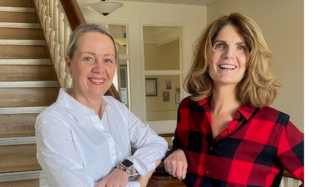 Alison and Jennifer 