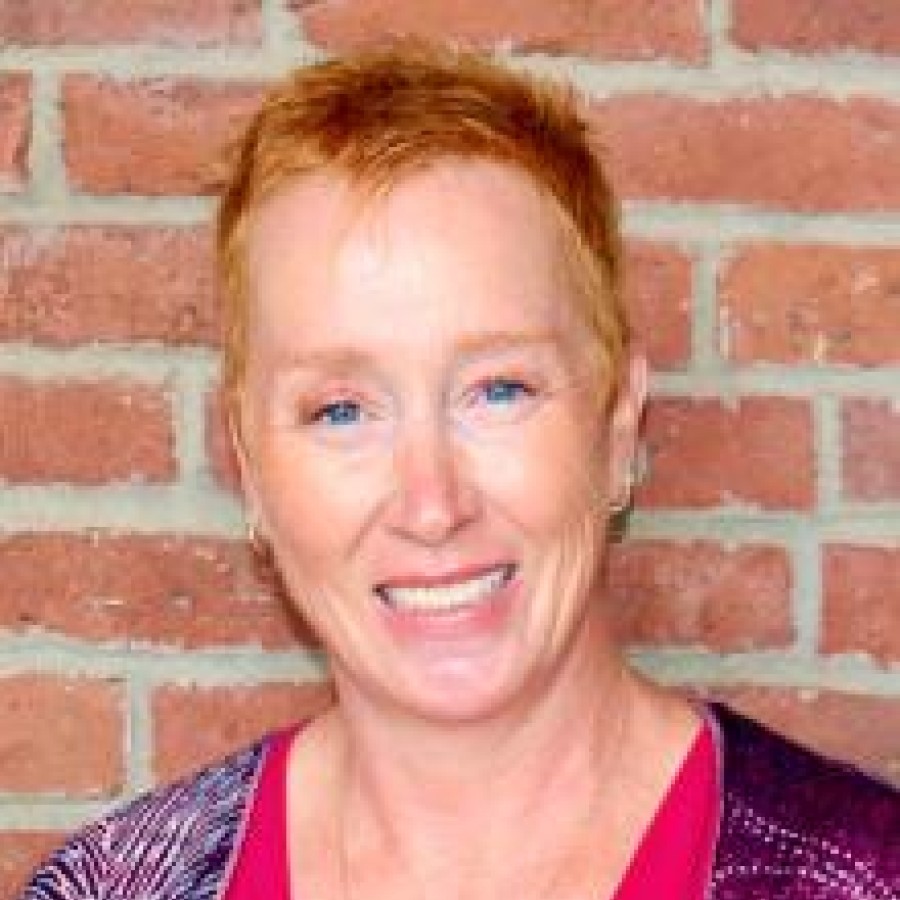 Headshot of Erin Keith