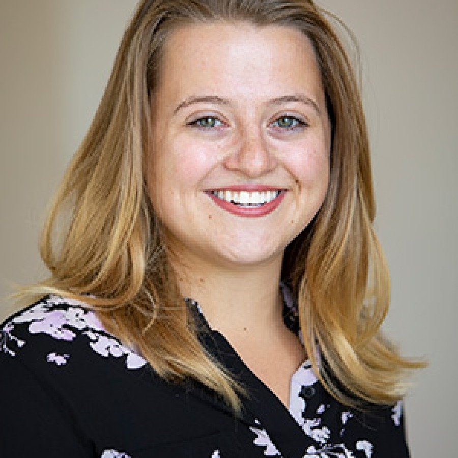 Kathleen Glasgow headshot