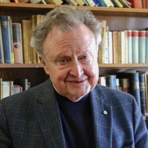 Dr. T De Koninck