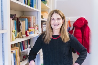 Dr. Jennifer Mitton