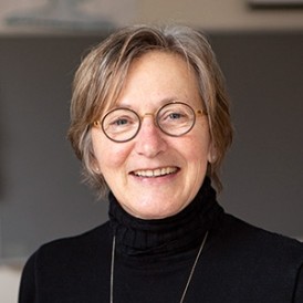 Headshot of a woman 